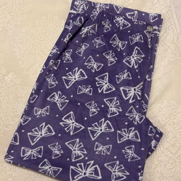 SimplyVera Vera Wang Pajama Set with White Bow Pattern - Picture 5 of 7